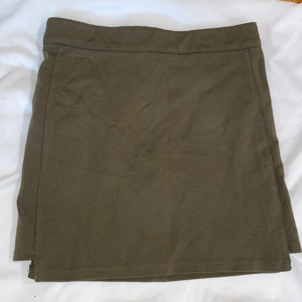 Pencil skirt